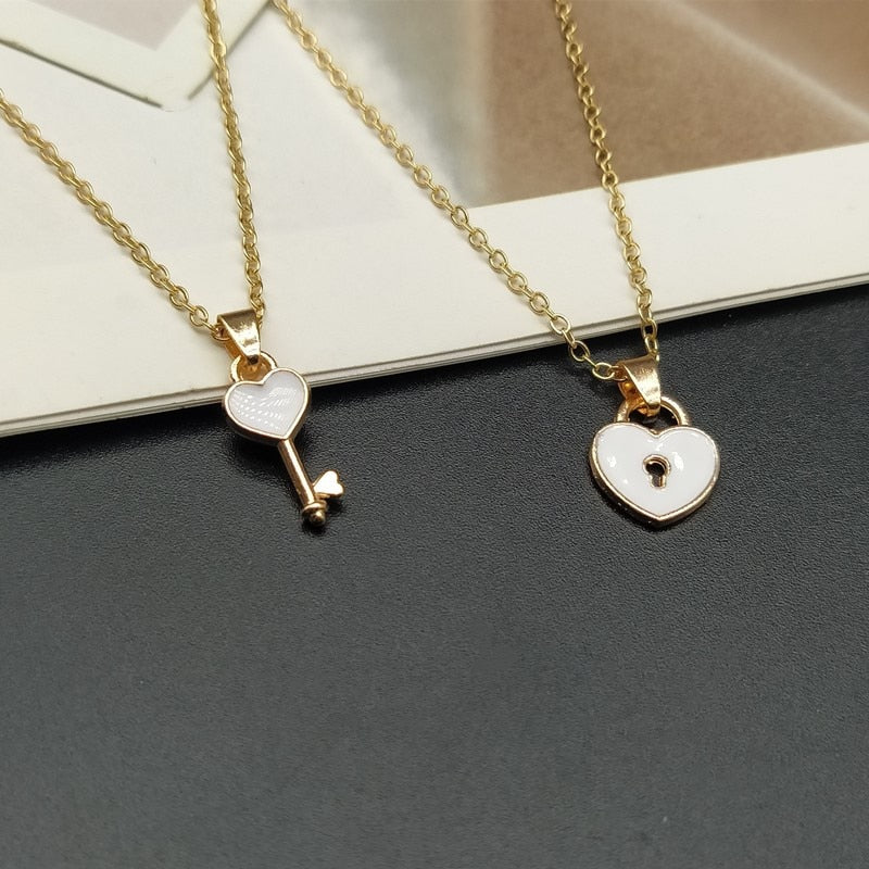 2 pcs Couple Necklace Fashion Key Lock Pendant Fashion Heart Jewelry - lecapmode