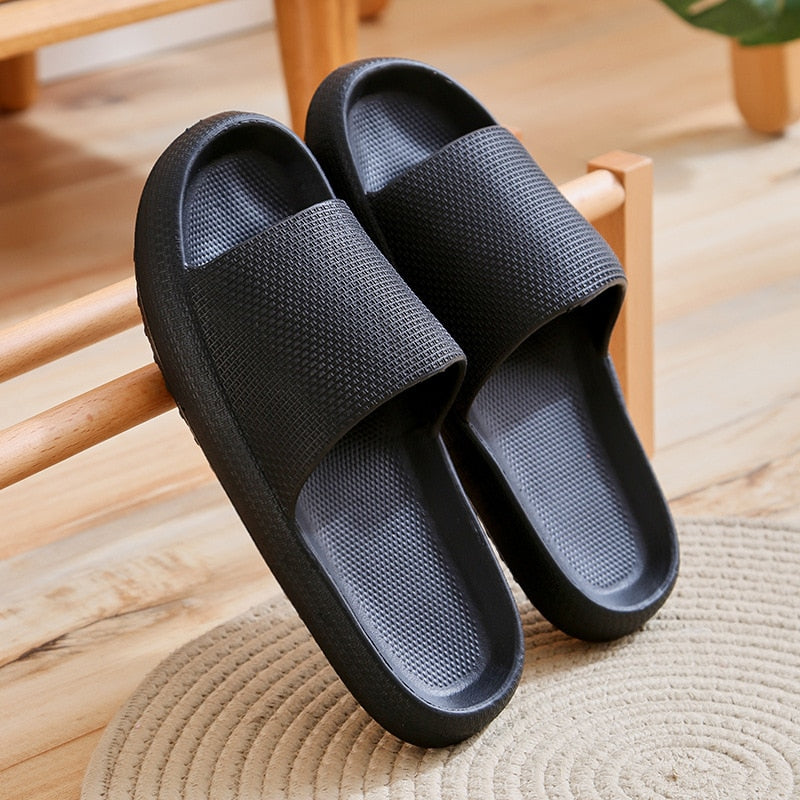 Unisex Comfortable Slippers  Super Soft Home Slippers Men Women Non-slip Shoes - lecapmode