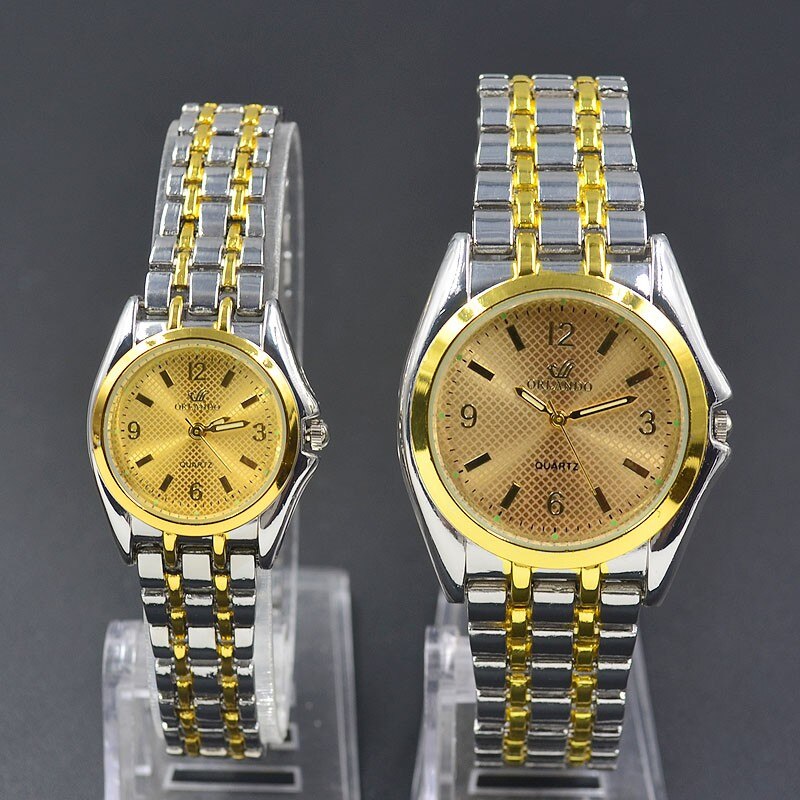 Round Metal Alloy Band Quartz Couple Wrist Watch - lecapmode