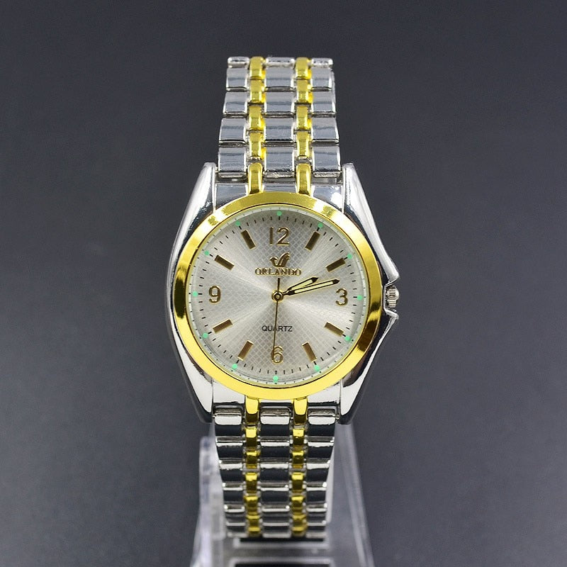 Round Metal Alloy Band Quartz Couple Wrist Watch - lecapmode