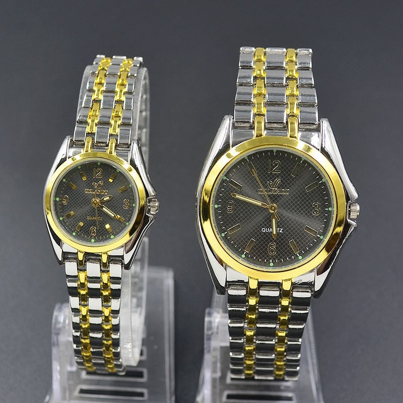 Round Metal Alloy Band Quartz Couple Wrist Watch - lecapmode